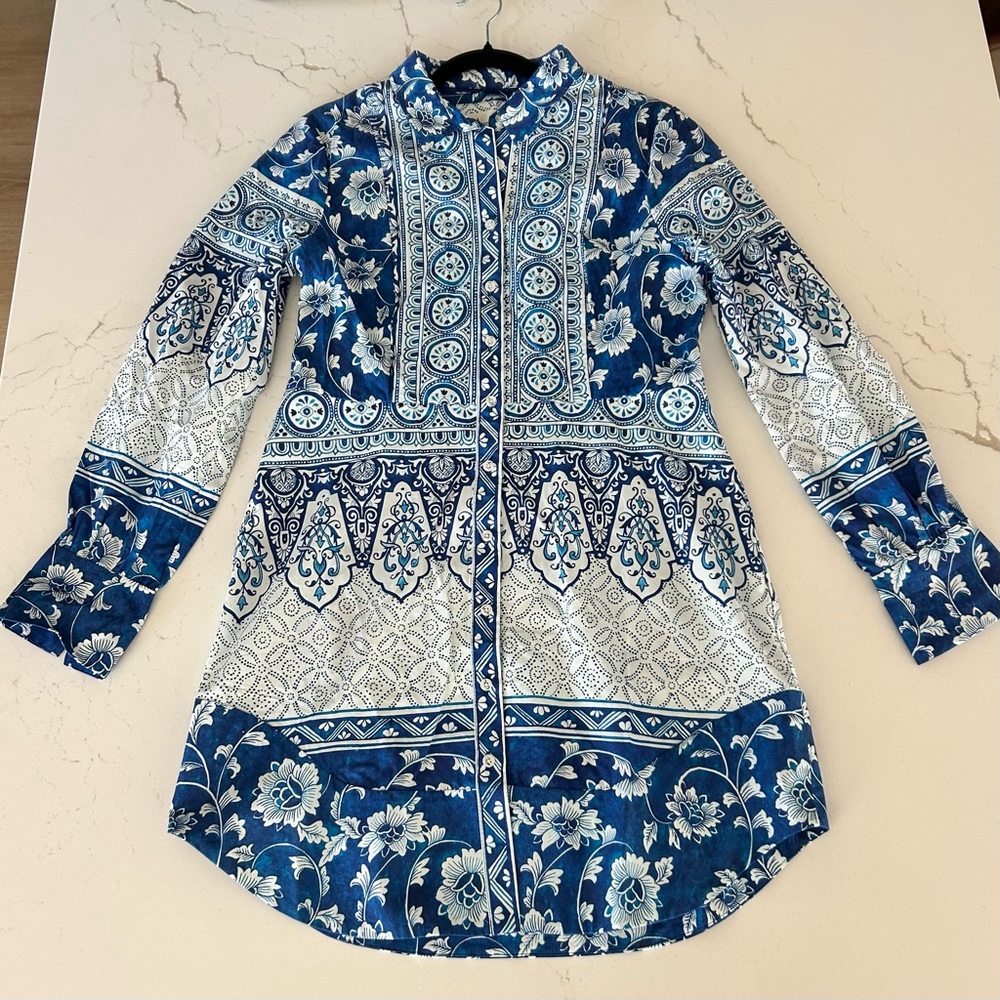 Anthropologie Blue and White Patterned Long Sleeve Shirt